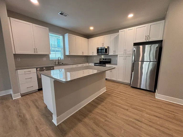 5808 Nall Ave — Photo 41