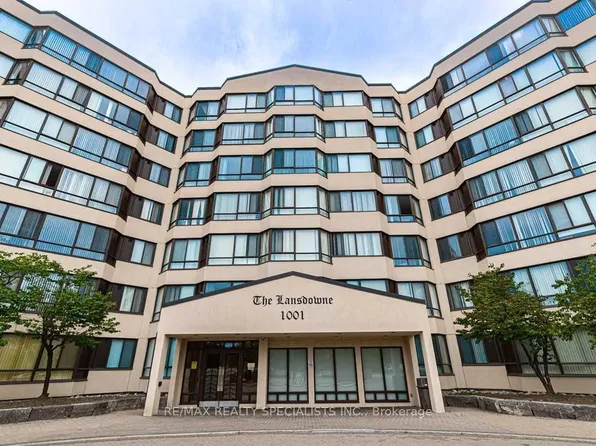 1001 Cedarglen Gate #520, Mississauga, ON L5C 4R2