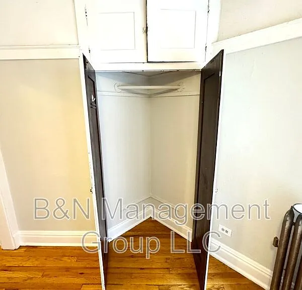 1055 W Dakin St #1 — Photo 7
