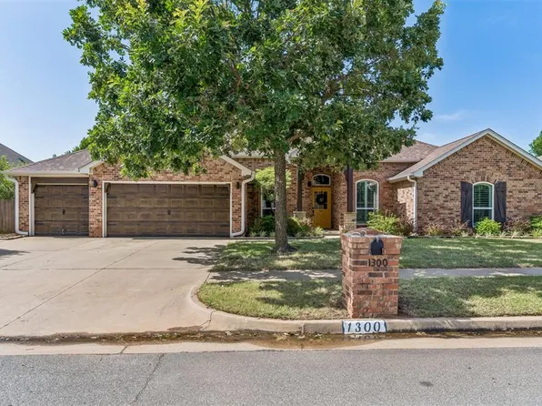 1300 NW 195th St, Edmond, OK 73012