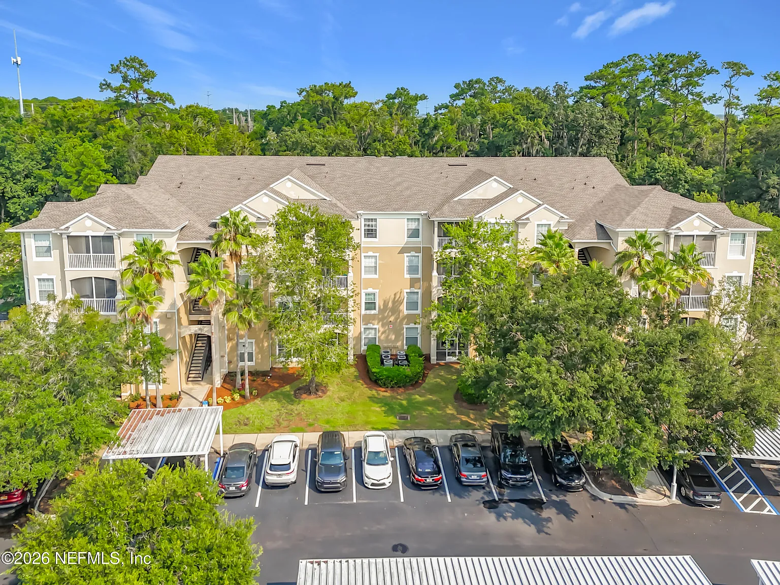 2 bed, 2.0 bath, 1112 sqft, $1,550 — Photo 3