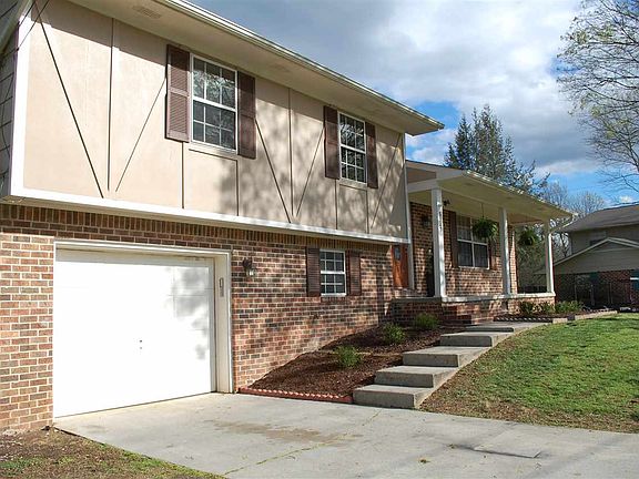 5th image of 5147 Creek Bend Cir NW