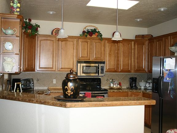 3rd image of 4140 Mojave Dr
