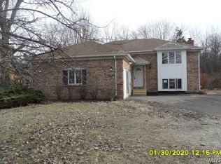 4663 Creek Rd, Lewiston, NY 14092
