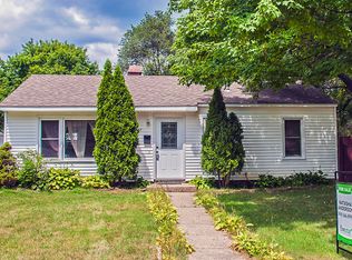 2207 Homecrest Ave, Kalamazoo, MI 49001