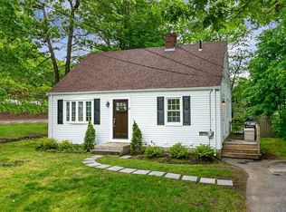 61 Pine St, Natick, MA 01760