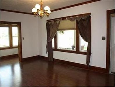 2nd image of 300 S Kendall Ave