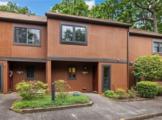 11615 E Briar Patch Dr, Midlothian, VA 23113