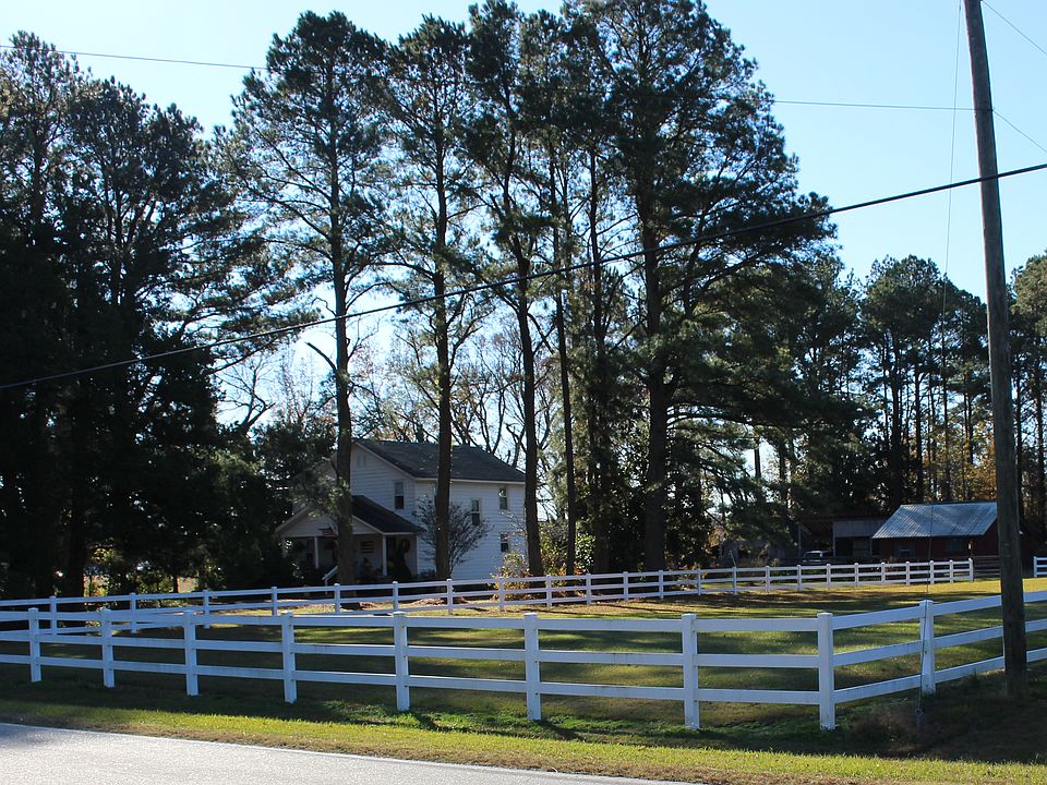 Pasture, House & Barn