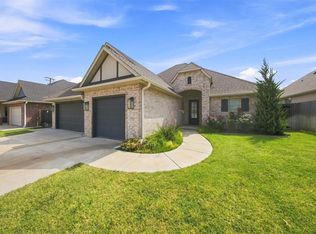 10608 Emily Cir, Oklahoma City, OK 73120