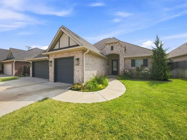 10608 Emily Cir, Oklahoma City, OK 73120
