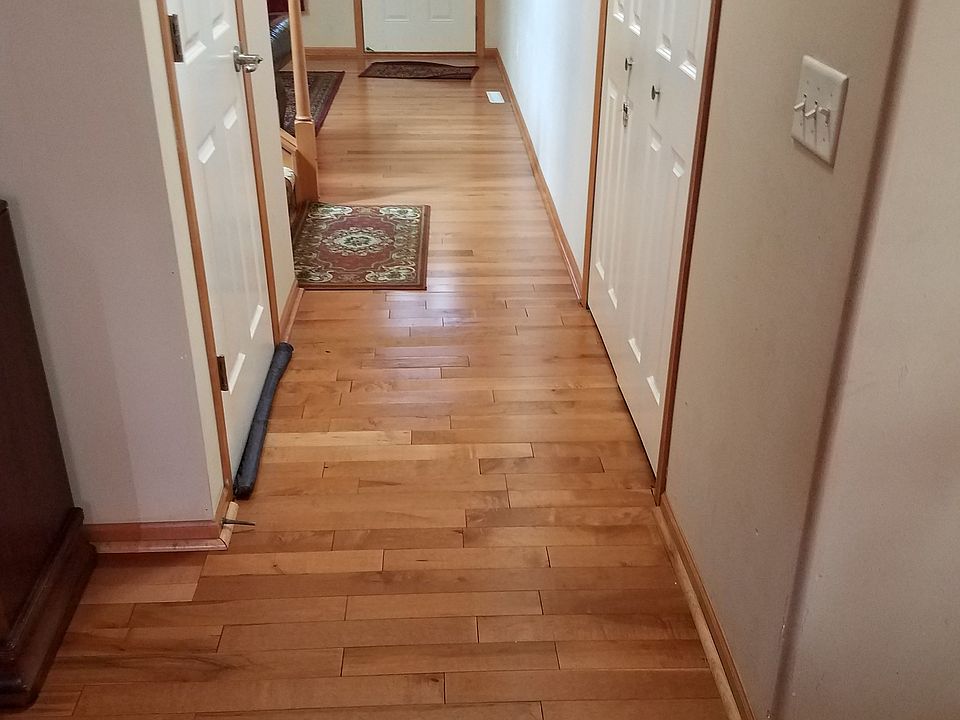 Family room to Main door view