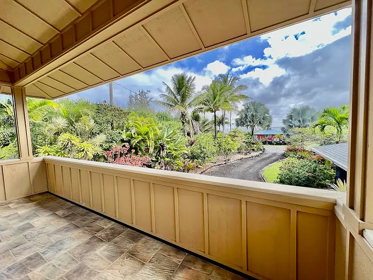 Upstairs balcony views.