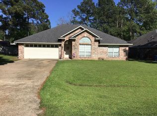 9869 Deep Woods Dr, Shreveport, LA 71118