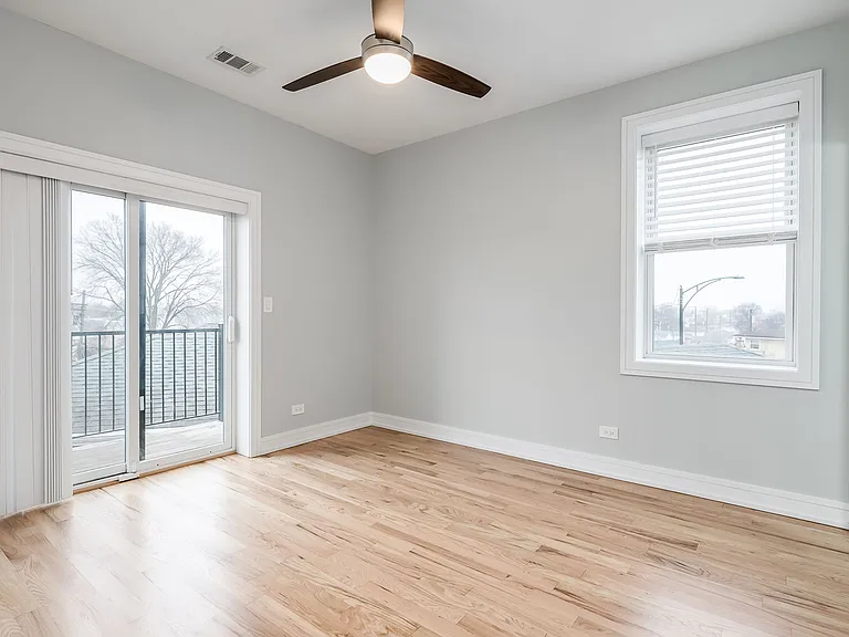 5979 N Elston Ave #3 — Photo 16
