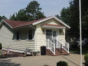 4th image of 6415 Crockett Ln