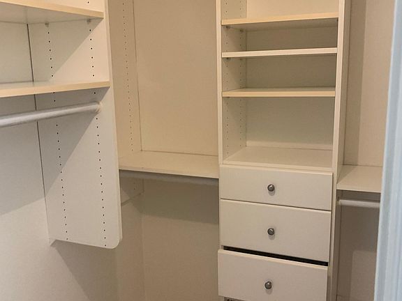 5th image of 300 N El Molino Ave Unit 327