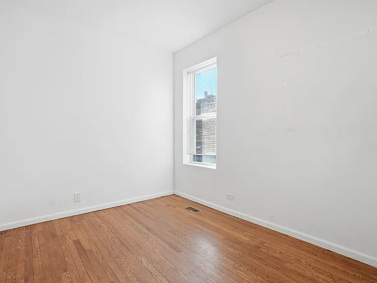 7223 S Coles Ave #1 — Photo 5