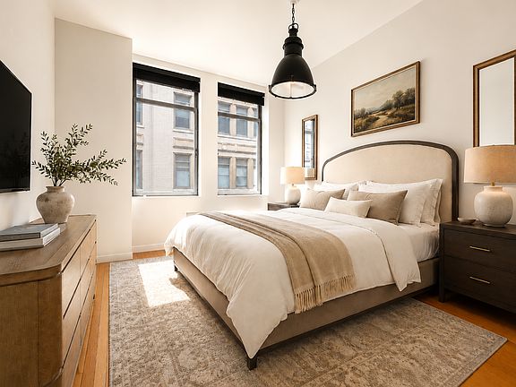5th image of 252 7th Ave APT 9Y