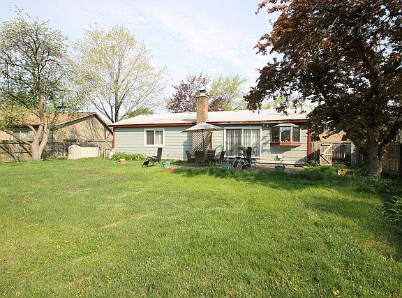 3rd image of 97 E Garden Ave