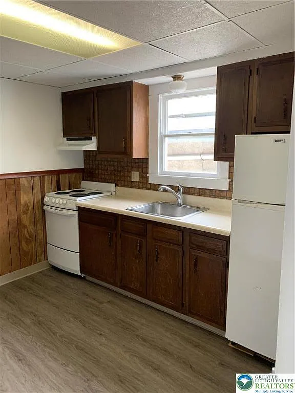1 bed, 1.0 bath, 450 sqft, $1,100 — Photo 4