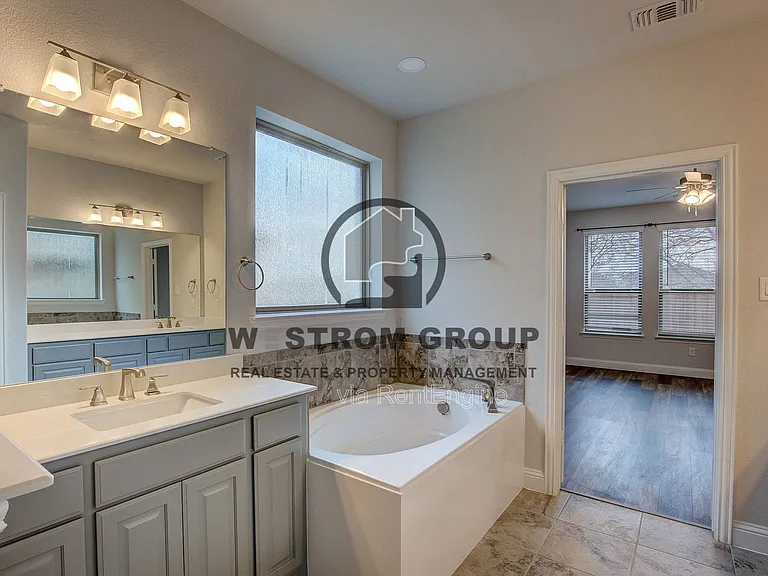 10320 Linger Ln — Photo 28