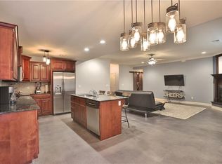 1210 Medway Ln, Centerton, AR 72719