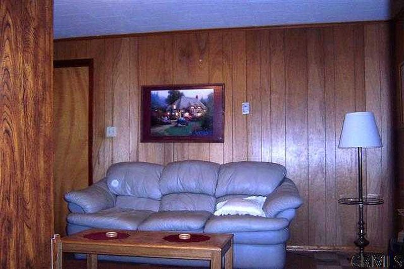 5th image of 110 4TH Street