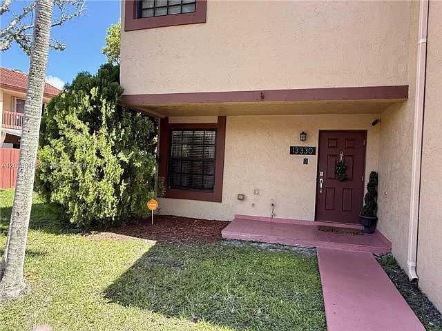 13330 SW 59th Ter #0 — Photo 1