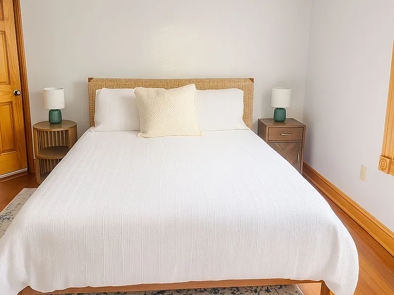 20 Berkeley Ave #4 — Photo 5