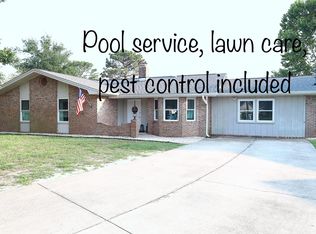 61 Leslie Ct, Mary Esther, FL 32569