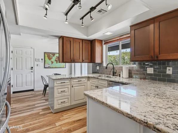 8732 E SANDALWOOD Drive, Scottsdale, AZ 85250