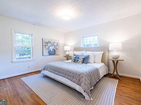 5th image of 2866 Wiltshire Dr