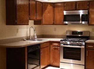 826 N 26th St #A, Philadelphia, PA 19130