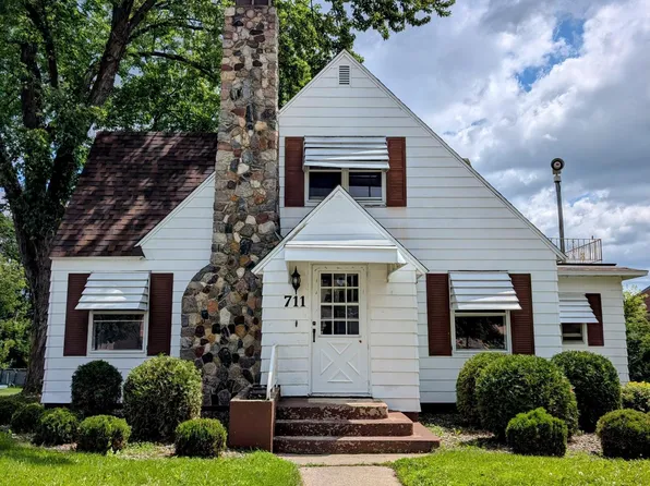 711 Main St N, Browerville, MN 56438