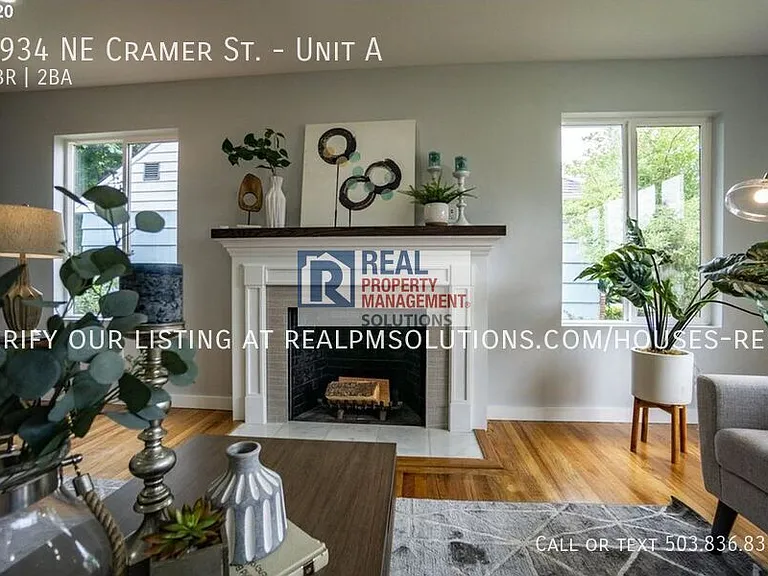 1934 NE Cramer St #A — Photo 2