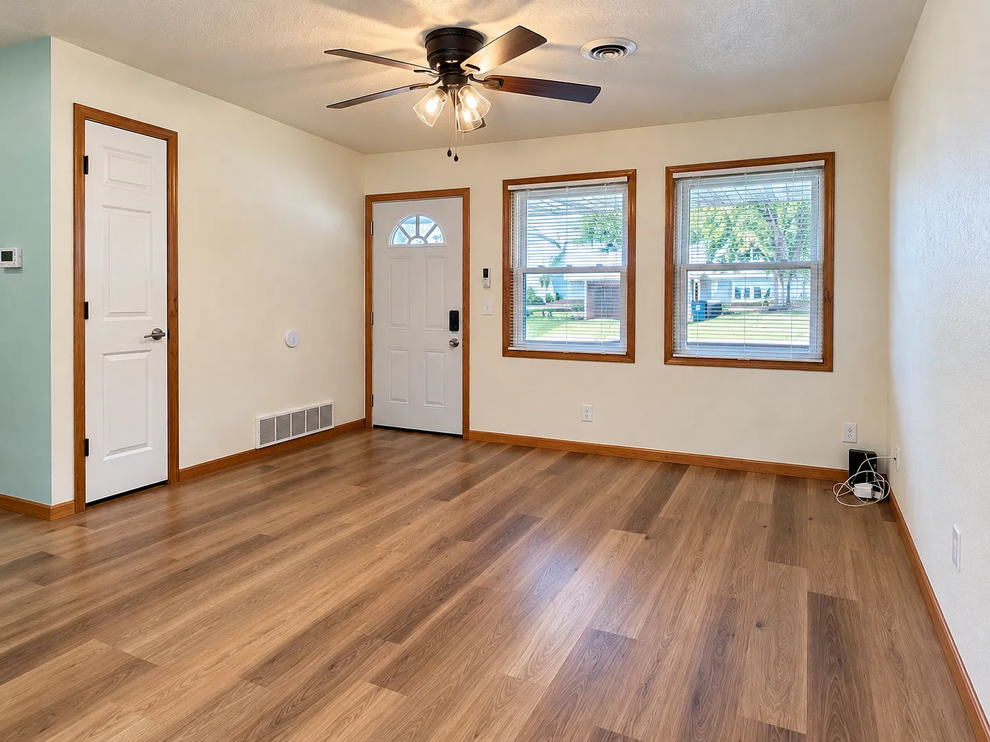 2 Bed / 1 Bath Apartment in Mauston, WI — Photo 2