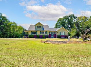 102 Star Dr, Grover, NC 28073