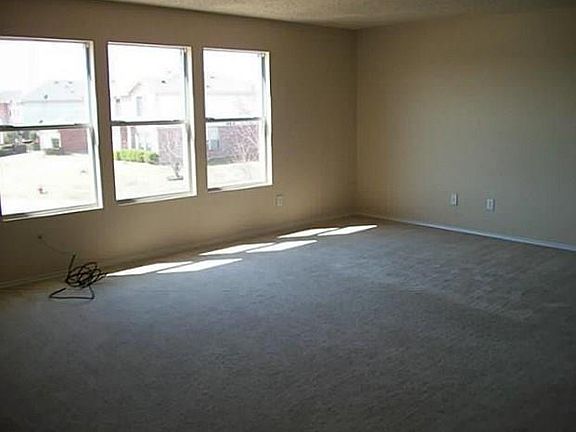5th image of 3056 Cesareo Dr