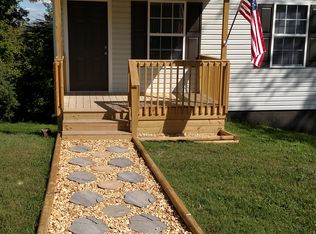 702 Fleming St, Columbia, TN 38401