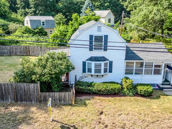 227 Groton Rd, North Chelmsford, MA 01863