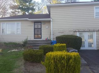 206 East Dr, Princeton, WV