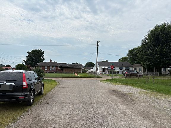 5th image of 1008 Dupont Ave