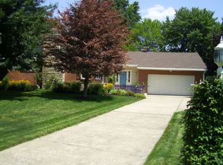 2231 Brushmont Cir NW, North Canton, OH