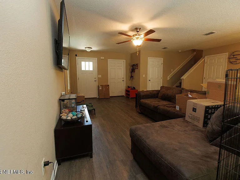 5457 Luella St — Photo 9