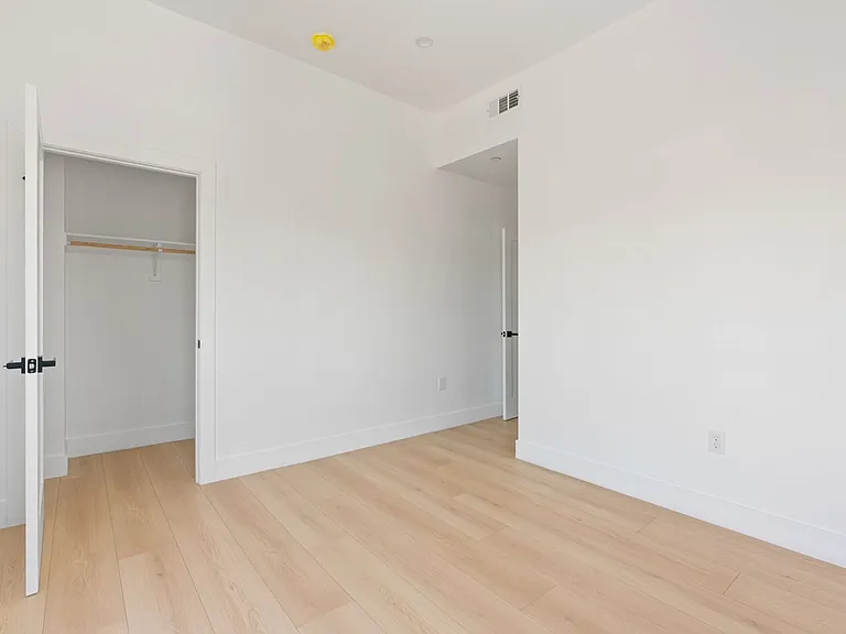 2637 S Garth Ave — Photo 18