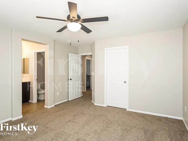 10611 Moss Lake St — Photo 7