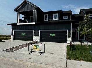 108 NE Doe Pointe Ln, Ankeny, IA 50021