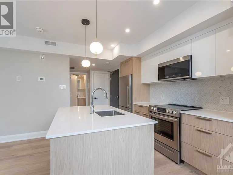 58 Florence St — Photo 48