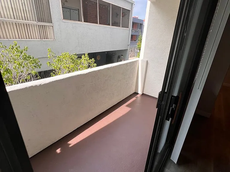 4623 Willis Ave — Photo 12